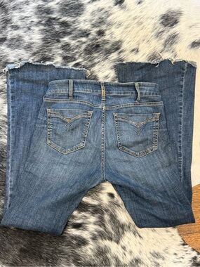 Ariat Medium Blue Bootcut Jeans with Frayed Hem 31xl